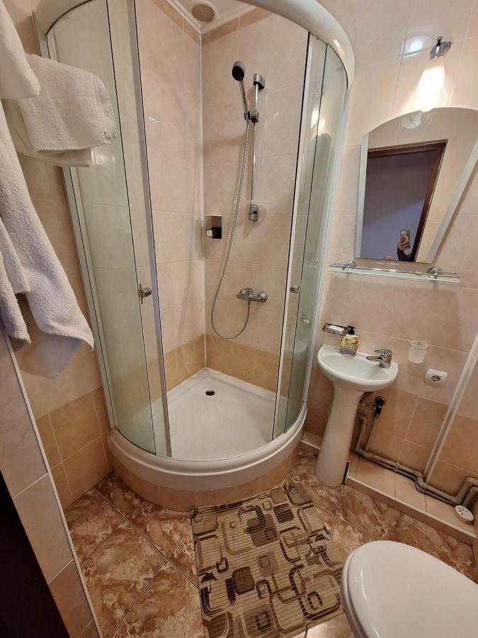 Hotel Барселона Mizikevycha Esterno foto