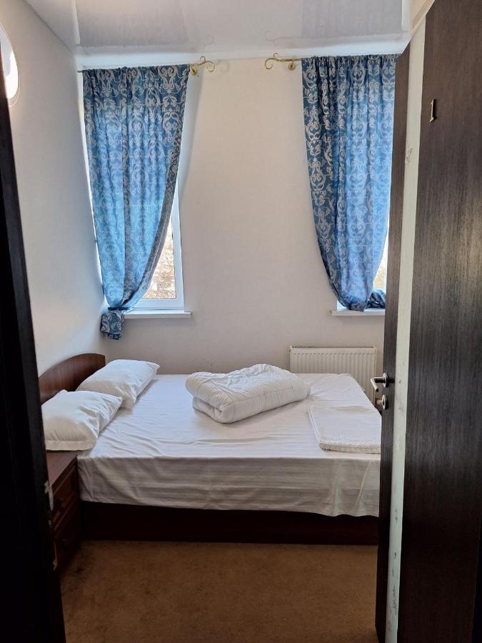 Hotel Барселона Mizikevycha Esterno foto
